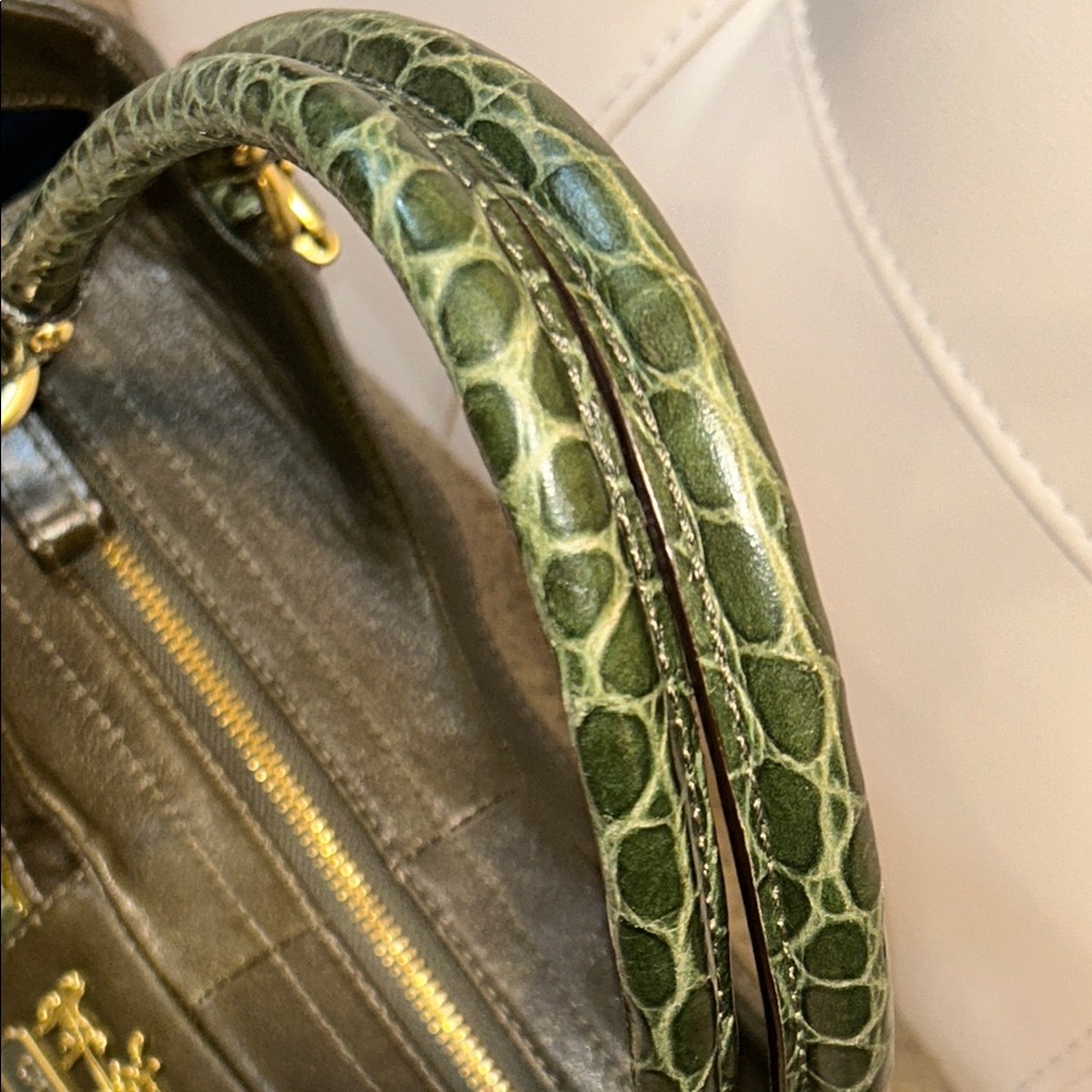 Coach Abigail Croc-Embossed Shoulder Bag - Picture 5 of 17